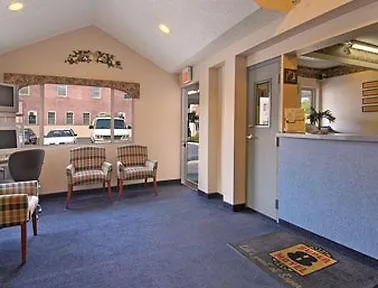Super 8 By Wyndham St. Louis Area
