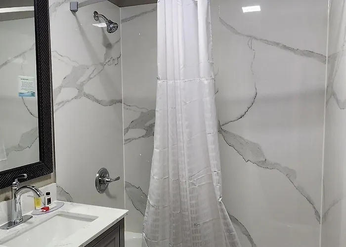 Super 8 By Wyndham St. Louis Area Hotel 2*