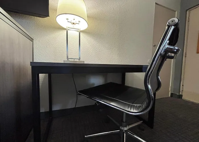 Hotel Super 8 By Wyndham St. Louis Area Belleville