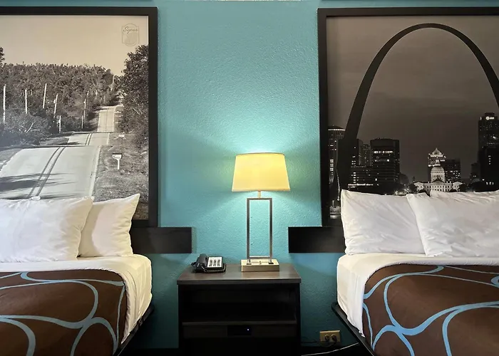 Super 8 By Wyndham St. Louis Area 2*