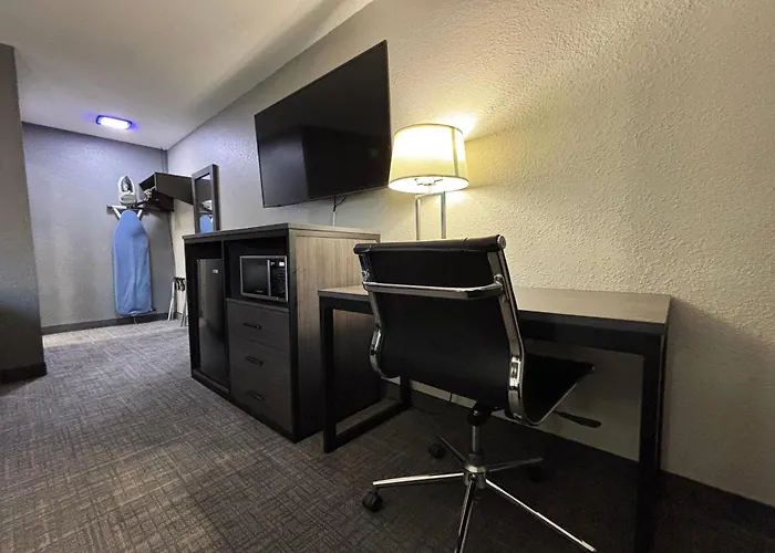 Hotel Super 8 By Wyndham St. Louis Area Belleville