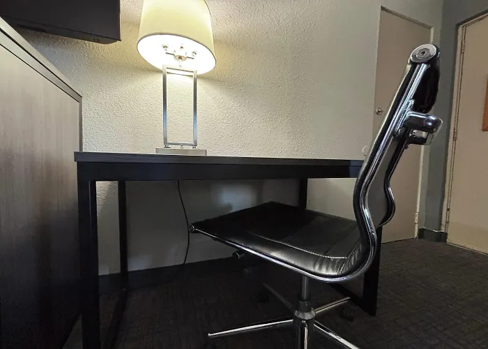 Super 8 By Wyndham St. Louis Area Бельвилл