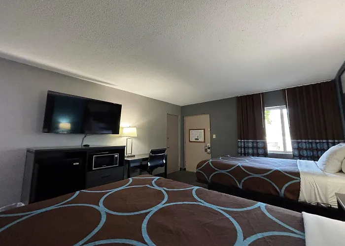 Отель Super 8 By Wyndham St. Louis Area Бельвилл