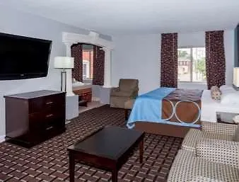 Super 8 By Wyndham St. Louis Area